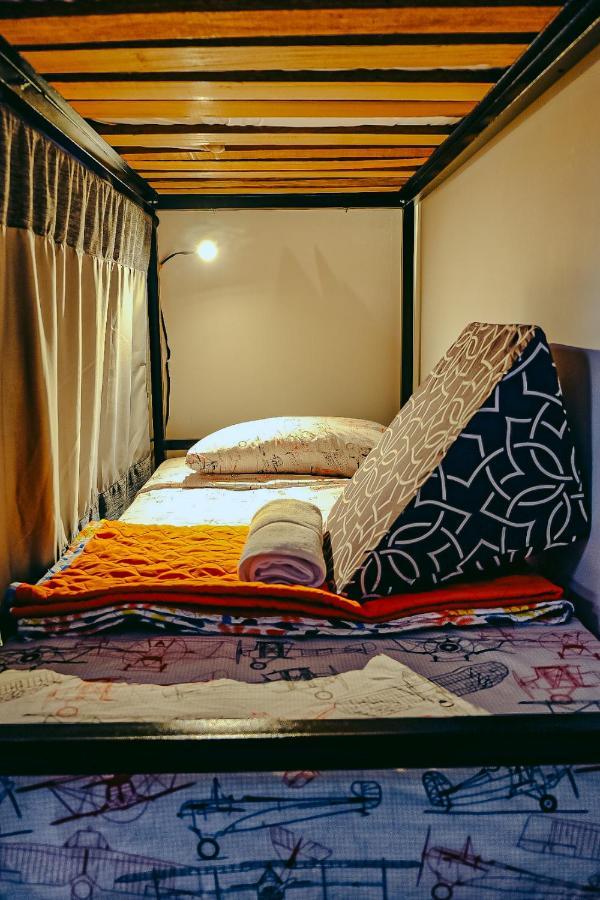 Hostel Metro Floresta Alojamiento Медельїн Екстер'єр фото
