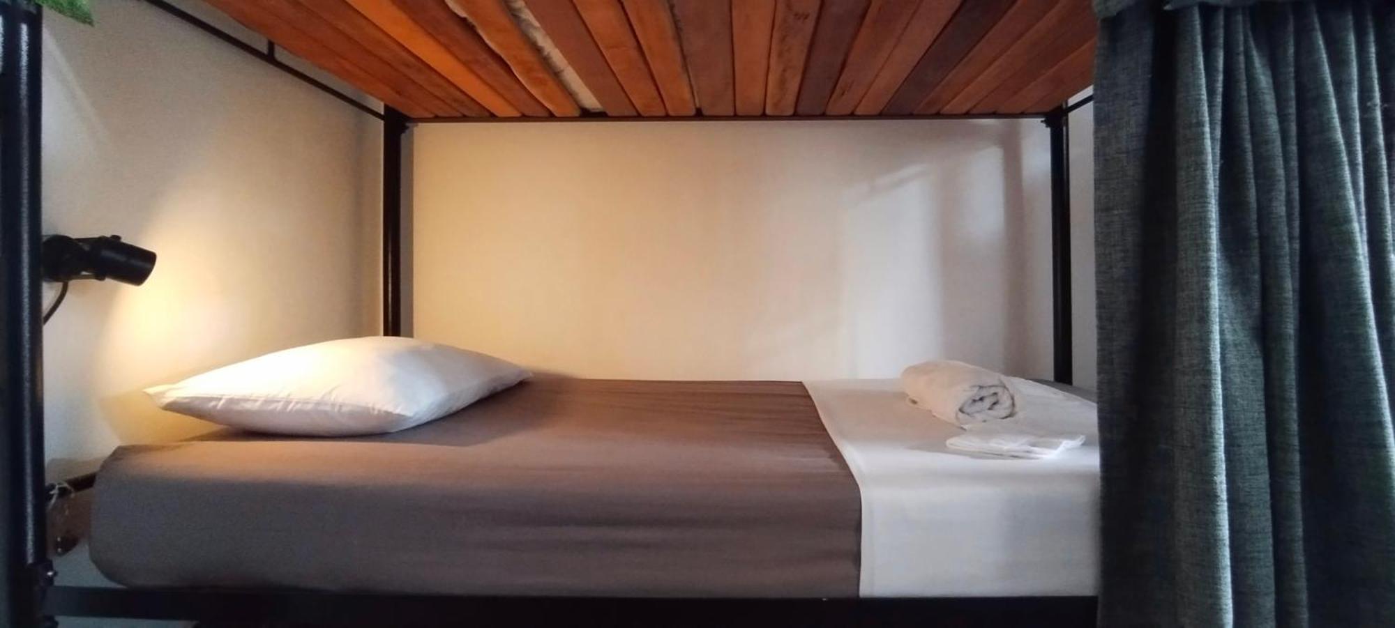 Hostel Metro Floresta Alojamiento Медельїн Екстер'єр фото